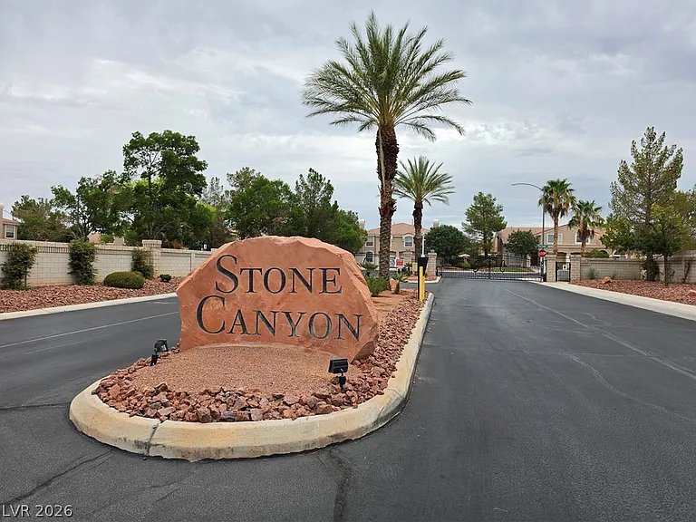 408 Roman Tree Ct — Photo 33