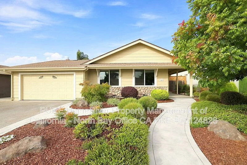 1029 Saint Francis Dr
