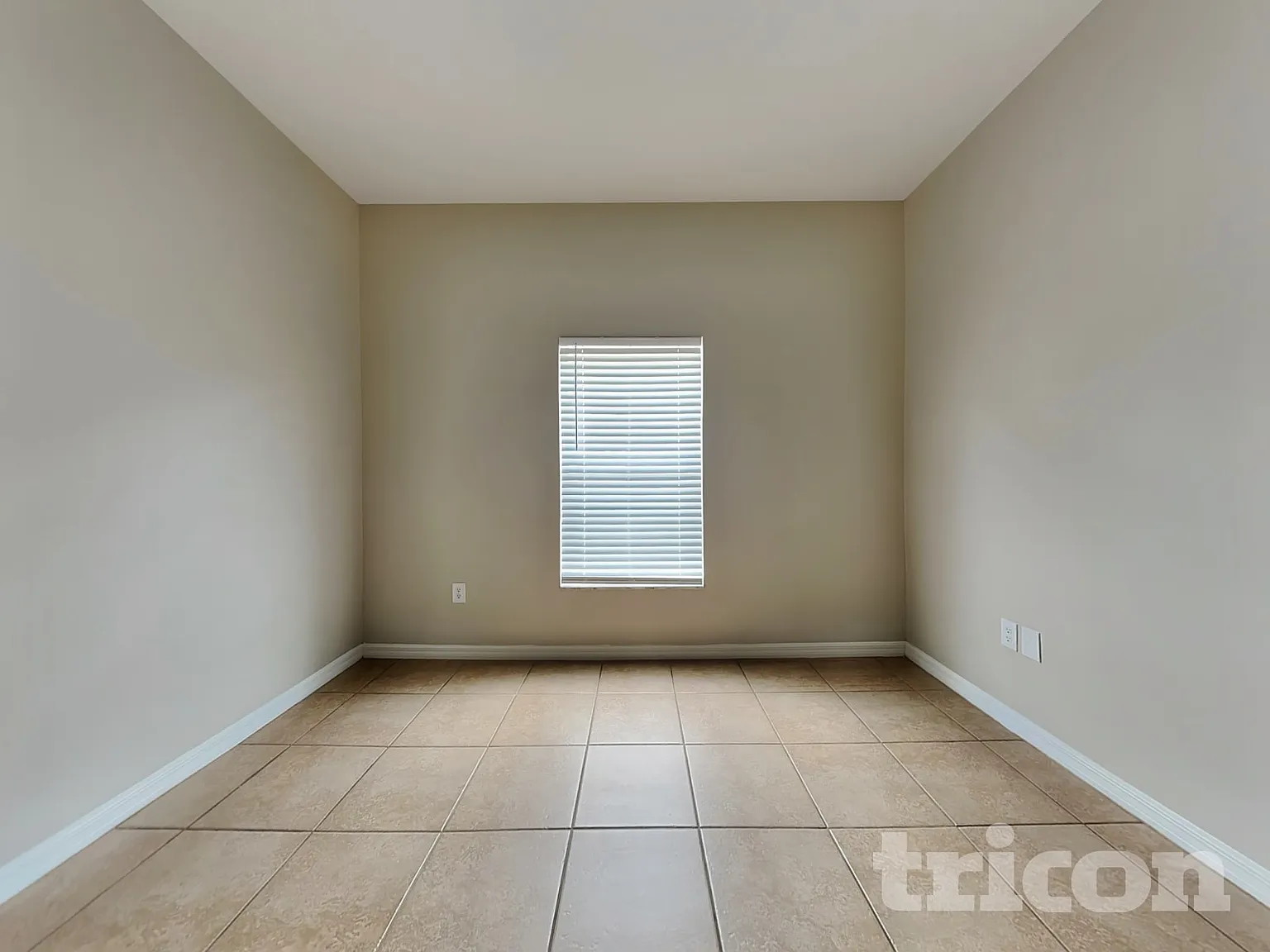 10327 Celtic Ash Drive Ruskin FL — Photo 2