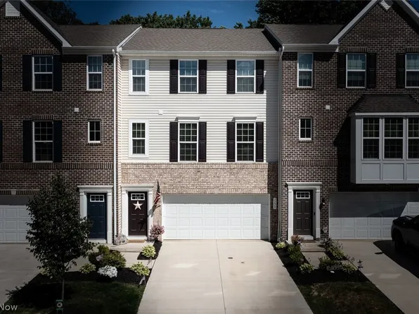 1175 Bean Ln, Akron, OH 44313