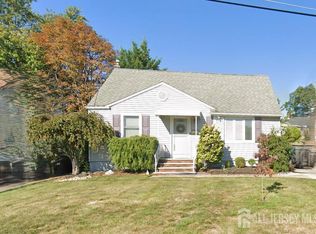 517 Joseph Ave, Woodbridge, NJ 07095