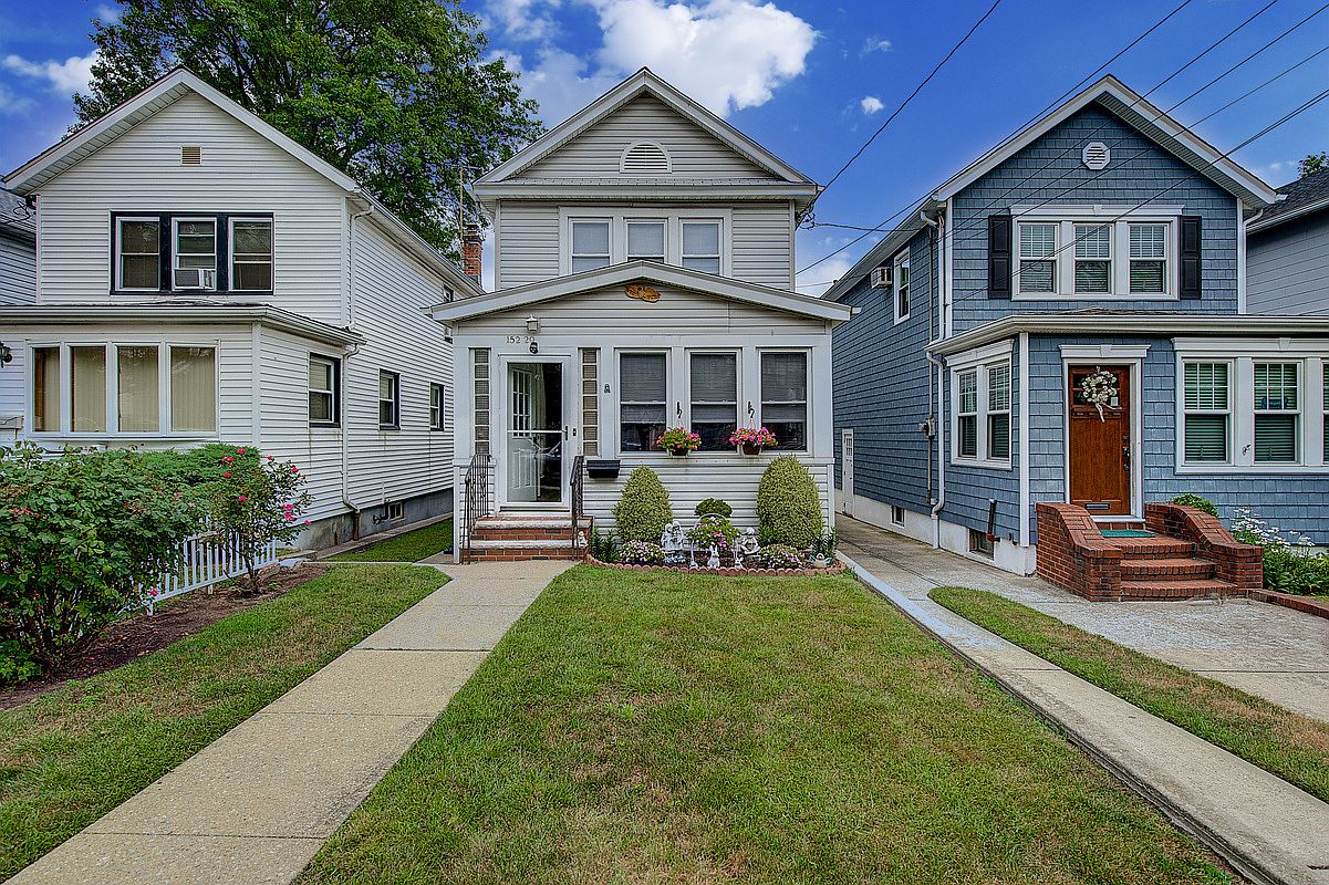 152 29 12th Rd Whitestone Ny 11357 Zillow