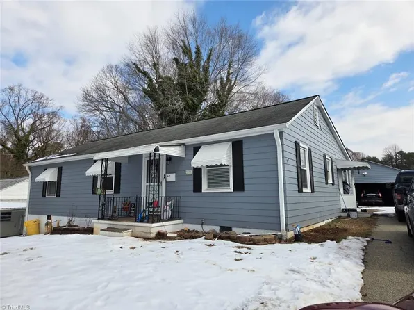 2715 Konnoak Dr, Winston Salem, NC 27127