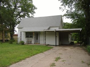 605 W Ave E #A, Hutchinson, KS 67501