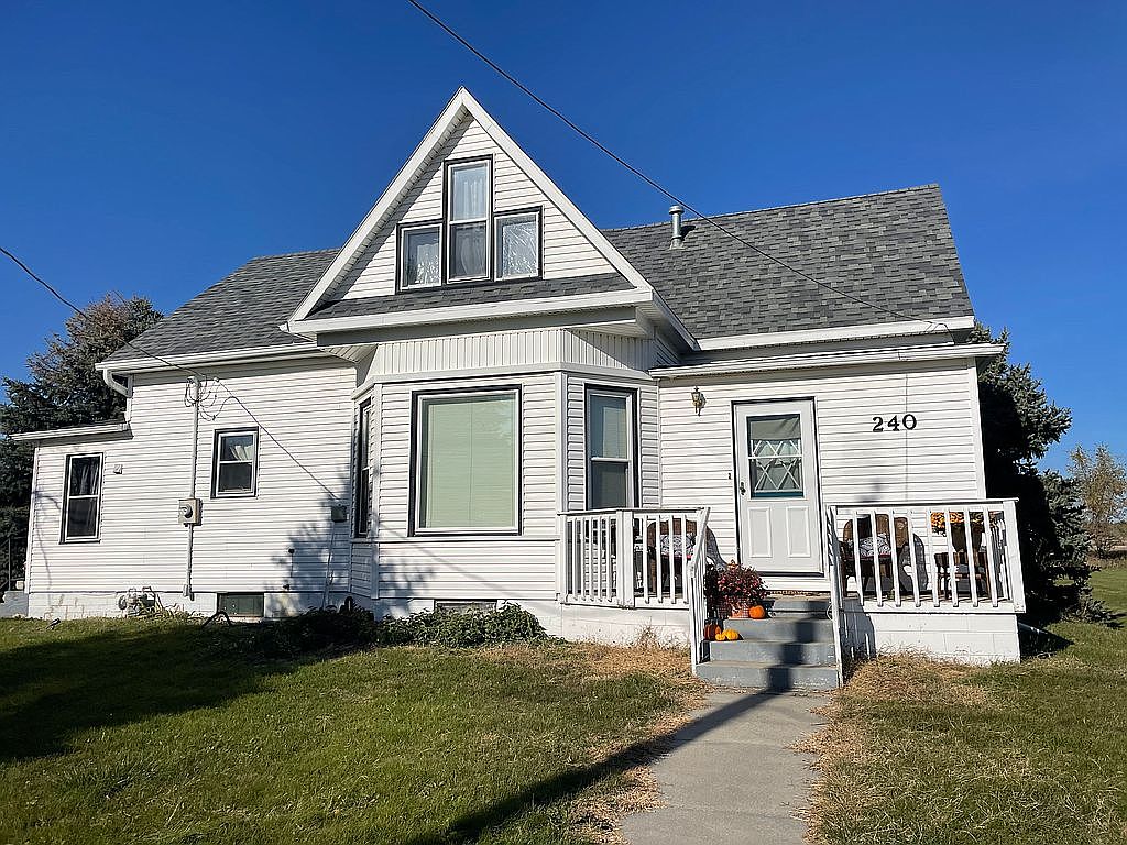 240 E 4th St, Pilger, NE 68768 Zillow