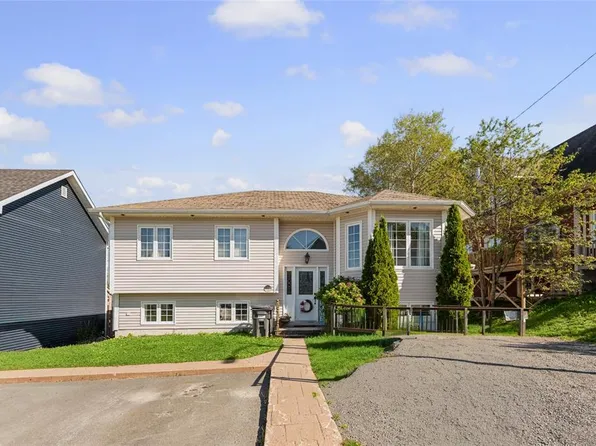 3 Hibernia Drive, Clarenville, NL A5A1H4
