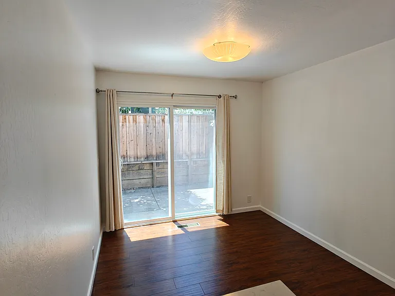 238 W California Ave #B — Photo 10