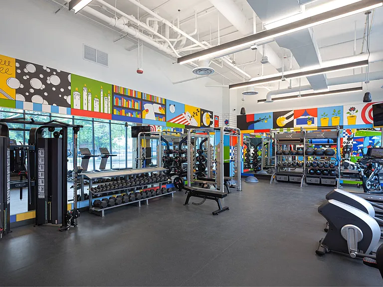 Inspire West Town — Photo 15