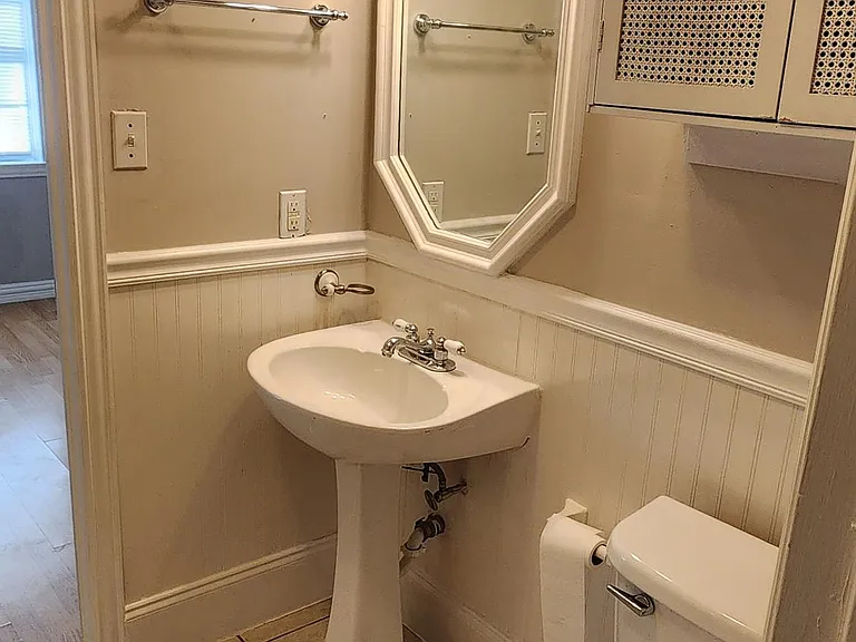 808 Howell Dr — Photo 20