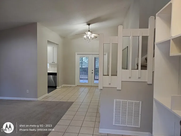 200 Mayodan Dr — Photo 3