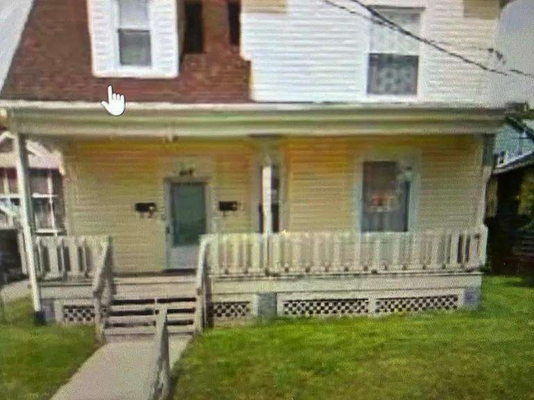 415 Shorb Ave NW — Photo 1