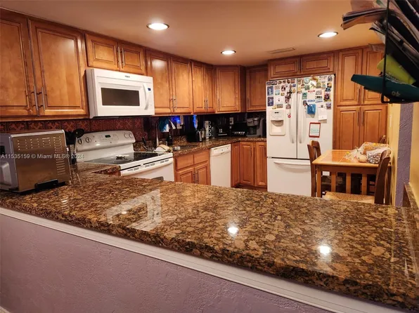 (undisclosed Address), Davie, FL 33314