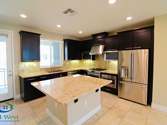 3rd image of 719 Avenue B