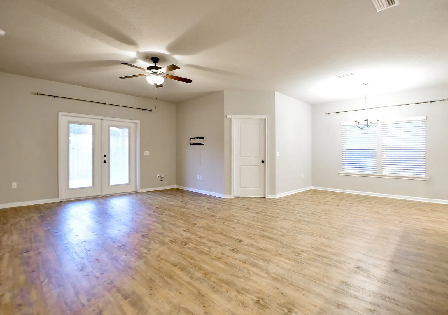 1062 NW 134th Drive Newberry Rental — Photo 2