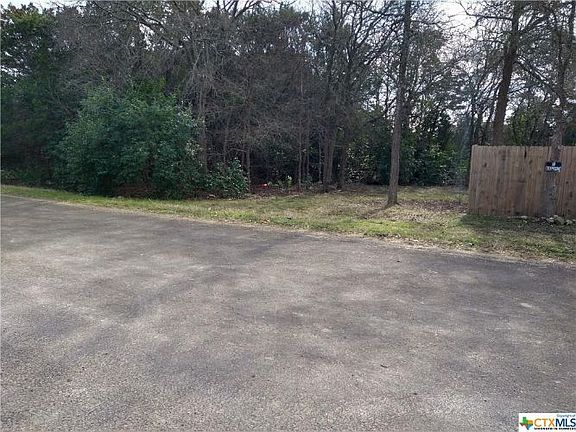 2nd image of 4357 Mistletoe Dr