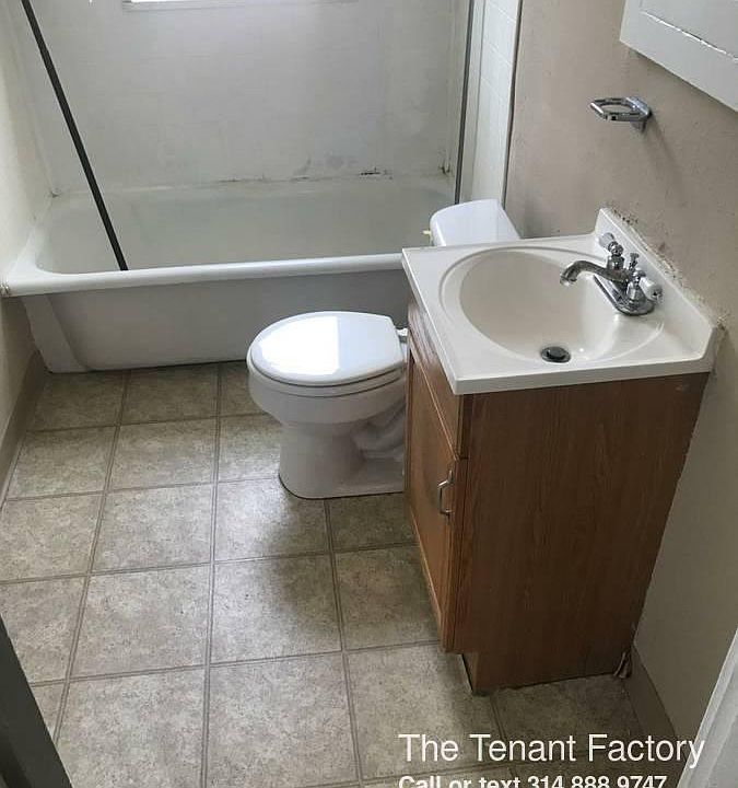1st image of 2900 Pestalozzi St APT 2E