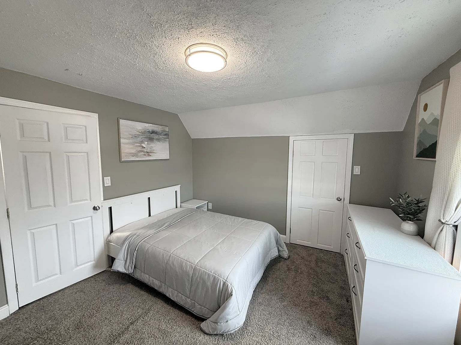 3 bed, 2.5 bath, 1789 sqft, $1,700 — Photo 4