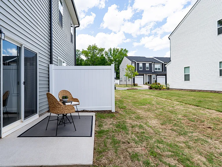 3026 Hutton Gardens Ln — Photo 28