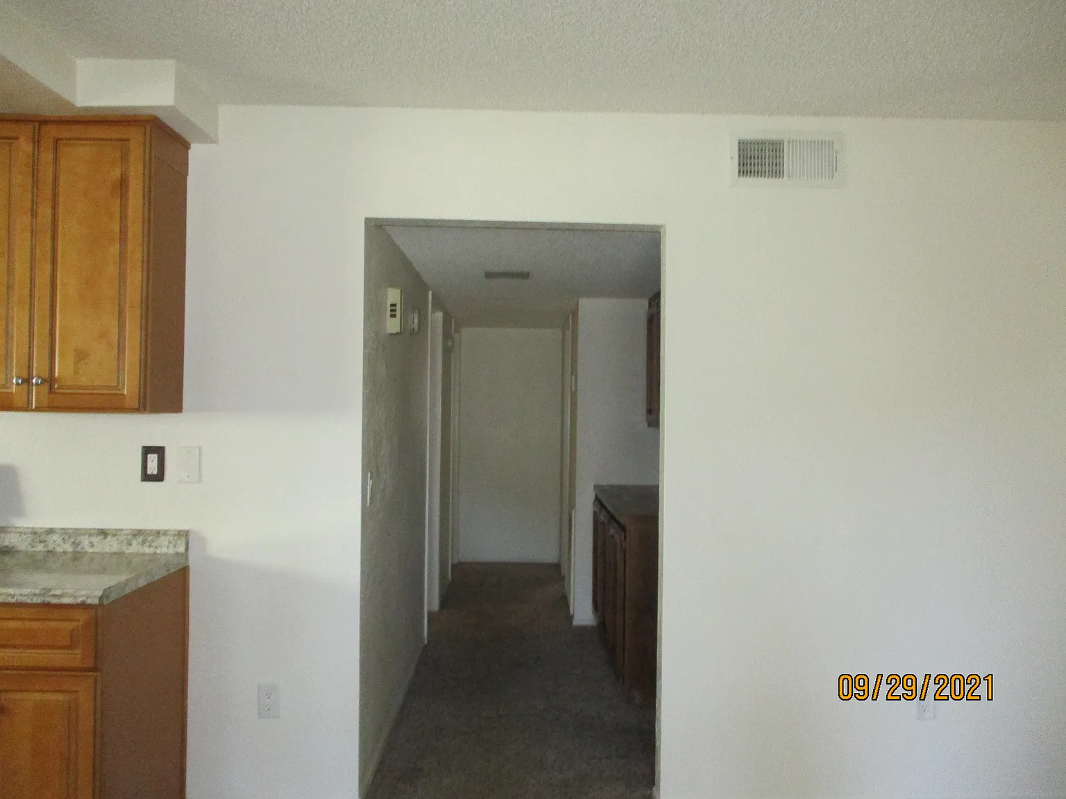 3 bed, 3784 sqft, $1,350 — Photo 2