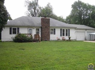 616 Main St, Maple Hill, KS 66507