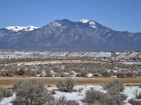 Camino Tortuga, El Prado, NM 87529