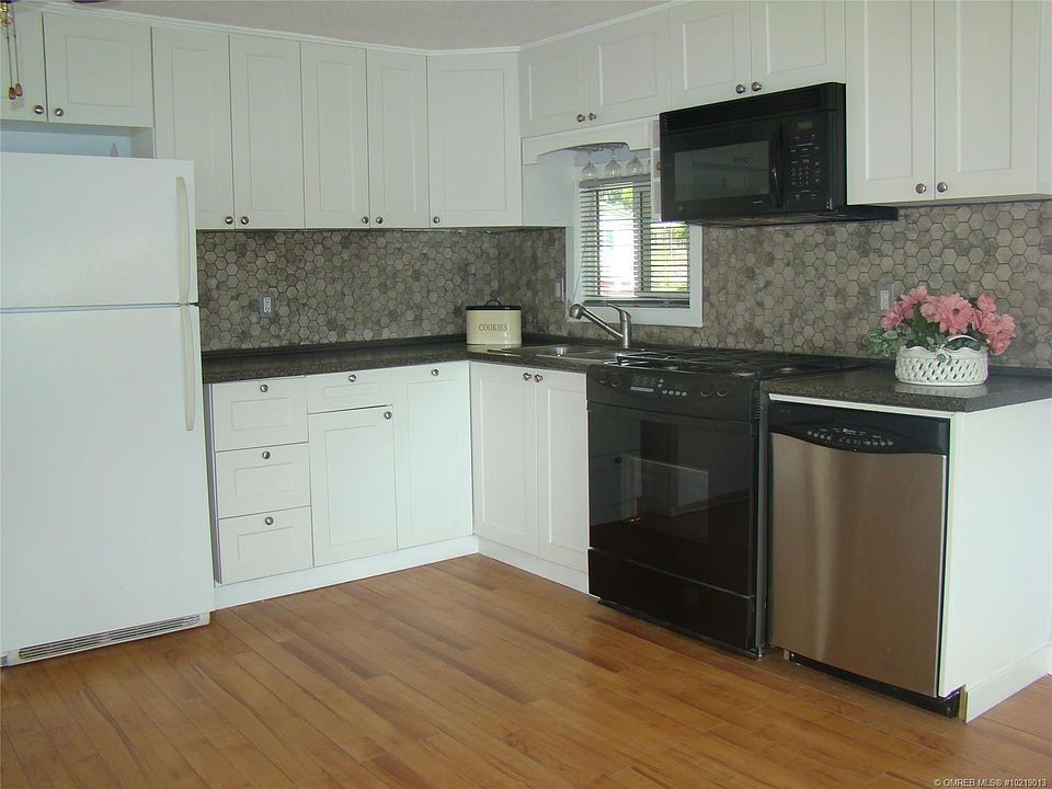 2nd image of 1880 Old Boucherie Rd Unit 111
