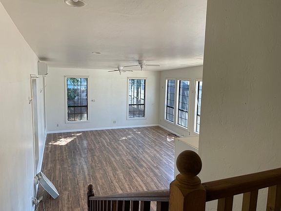 5th image of 4396 Crandall Ave