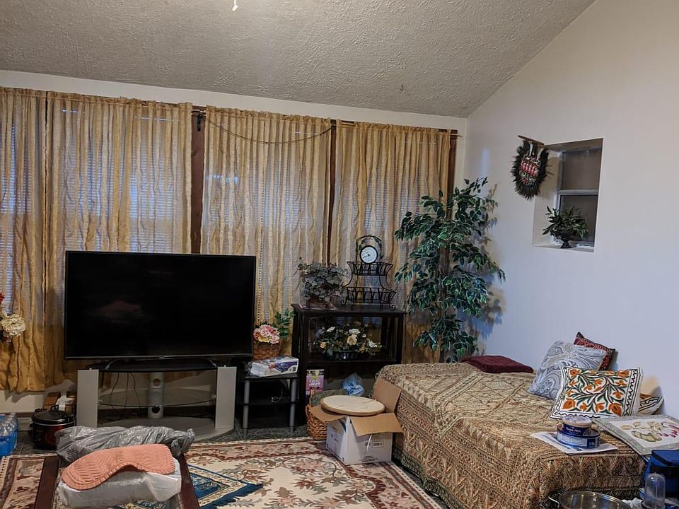 1st image of 306 Reid Ct