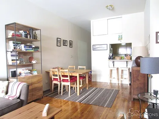 Rented by City Connections Realty | media 20