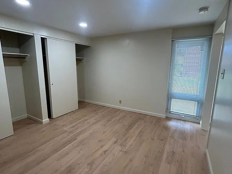256-2B S Corl St — Photo 11