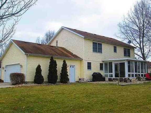 3rd image of 11313 Nicole Dr S