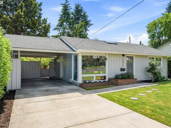 10936 NE Russell St, Portland, OR 97220