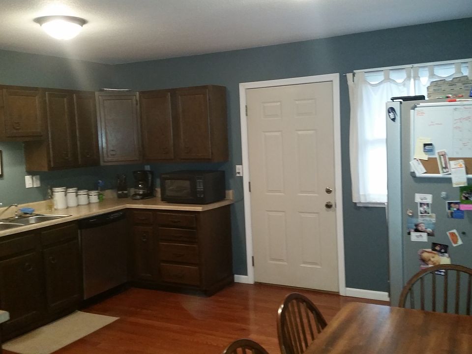 1st image of 260 Charlotte St