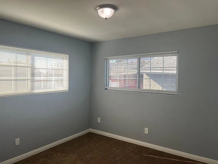 3887 Ocean View Blvd — Photo 20