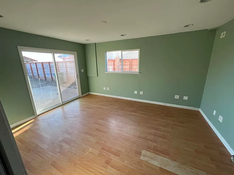 57 Norman Way — Photo 3
