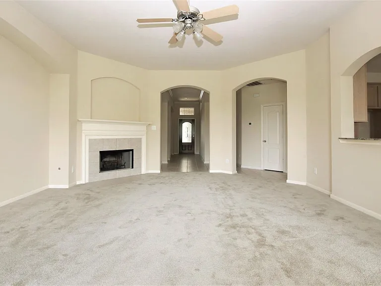 3735 Tidalwood Dr — Photo 4