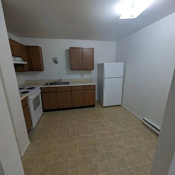 510 E Main St #12 — Photo 1