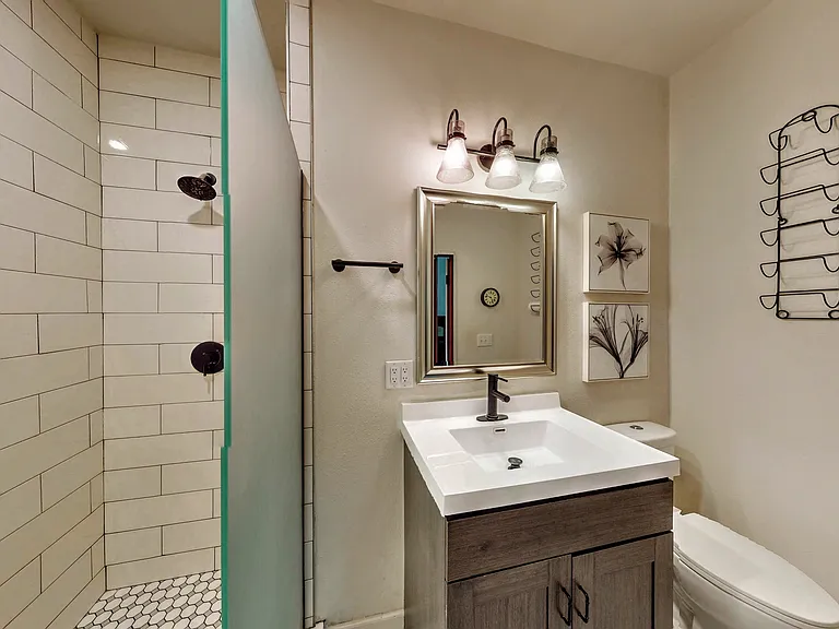127 S Main St #1B — Photo 14