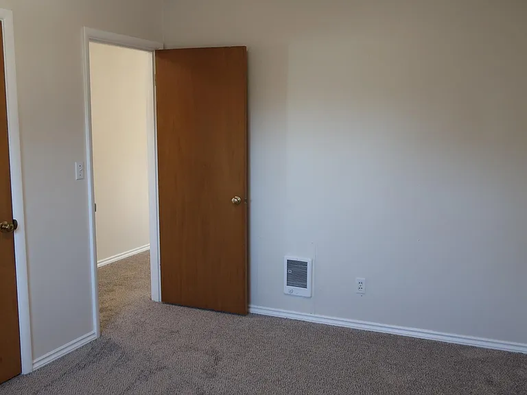 1451 Tedford St SE — Photo 7