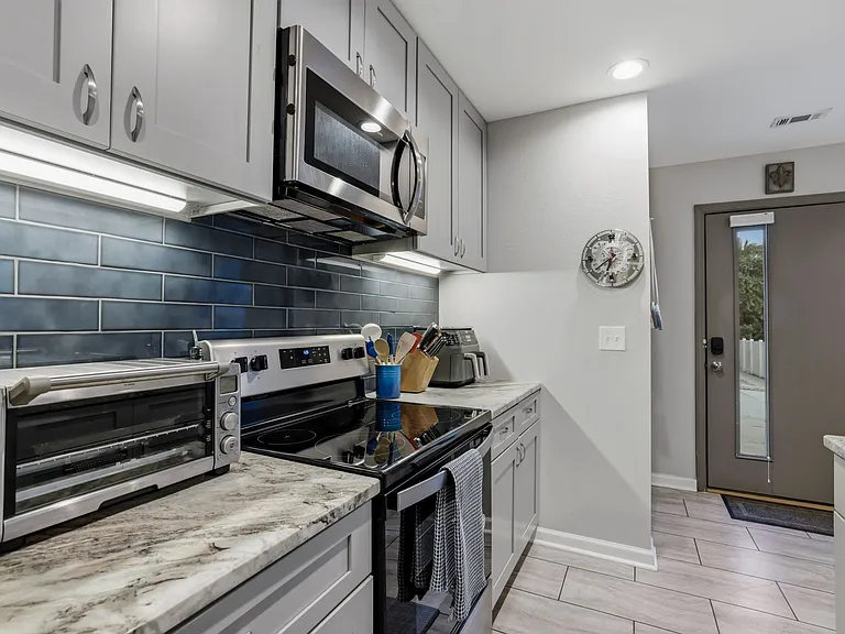 1241 N Bronough St — Photo 5