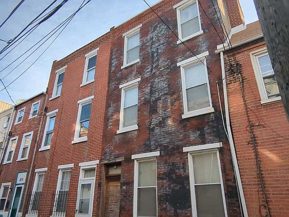 2nd image of 819 S Percy St