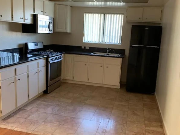 Paramount Apartments, LLC, 1535 N Hobart Blvd #B54f6fa80, Los Angeles, CA 90027
