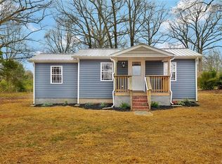 3323 Pleasants Rd, Powhatan, VA 23139
