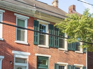 318 Chestnut St, Pottstown, PA 19464