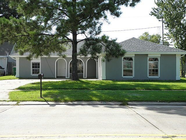 1st image of 2009 Cambridge Dr