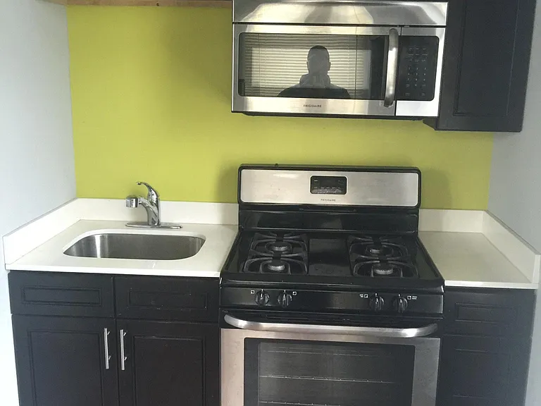 5400 Walnut St #10 — Photo 1