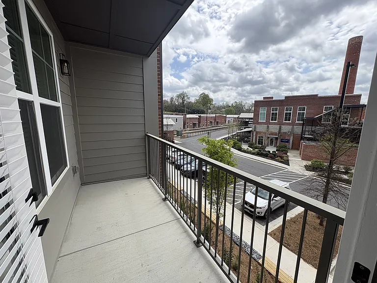District on the Etowah Apartments — Photo 216