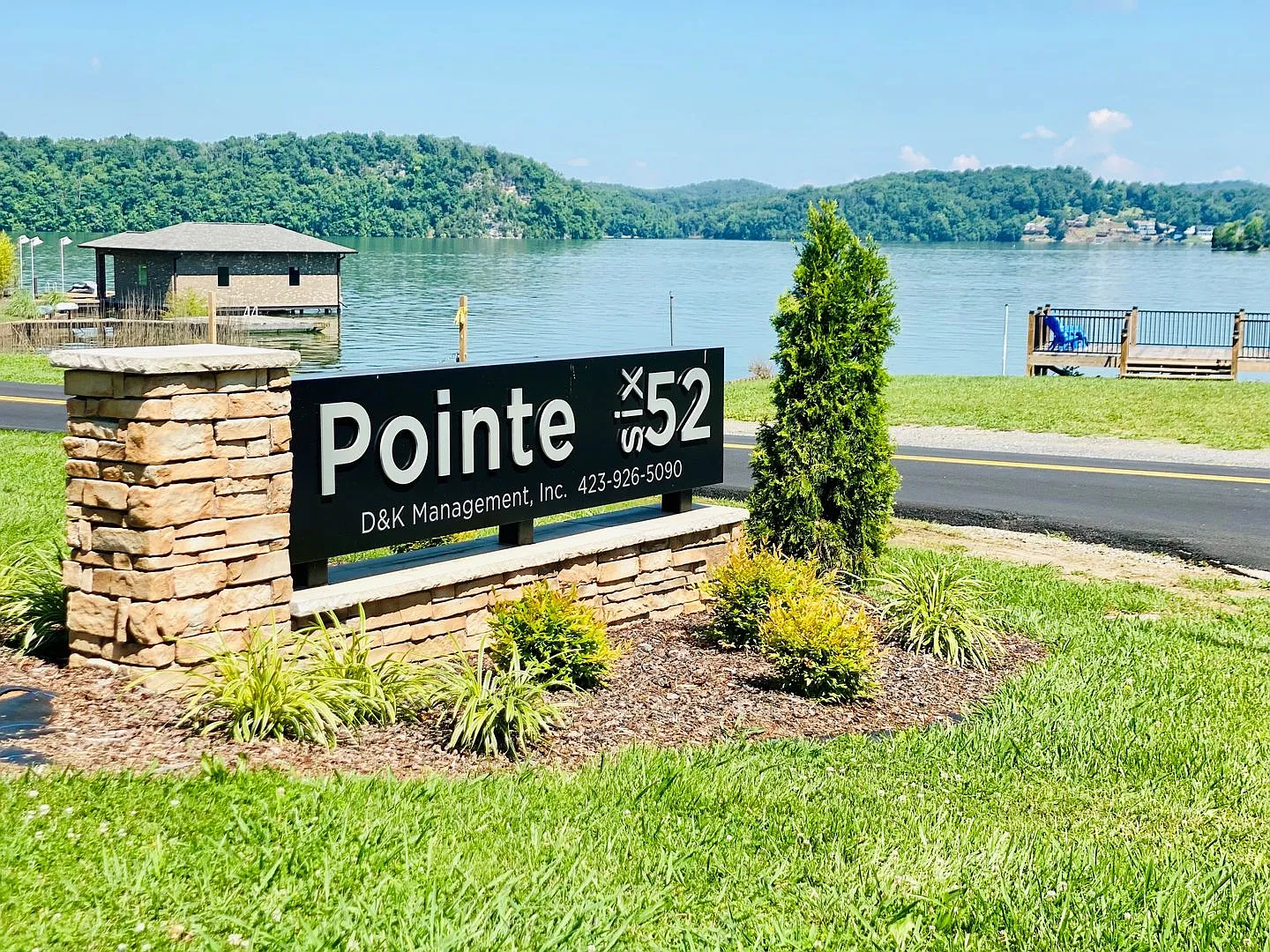 Lake-Facing 1BR at Pointe Six52 Boone Lake Views & Private Dock Access! — Photo 2