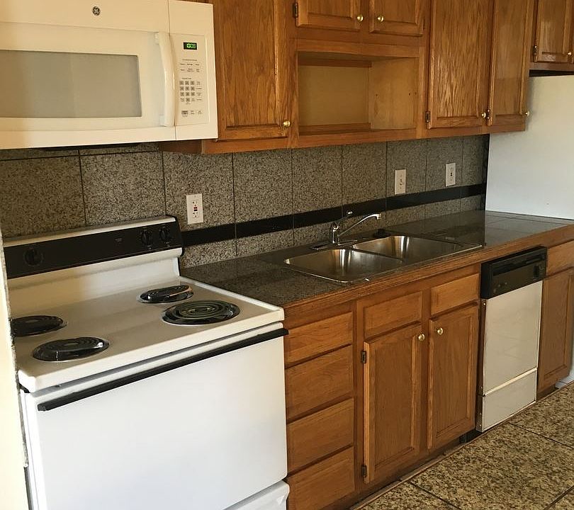 2nd image of 680 S Lashley Ln APT 306
