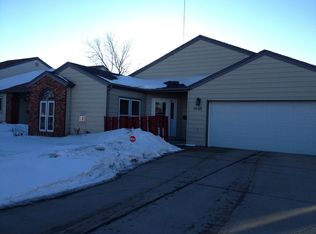 1620 Centennial St, Minot, ND 58701